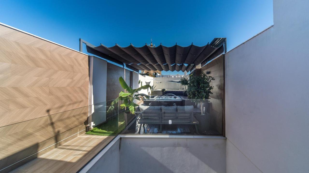 Elegant Duplex 3 Master Bedrooms And Private Sevilla Buitenkant foto