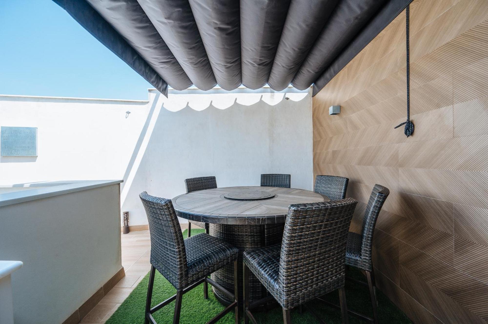 Elegant Duplex 3 Master Bedrooms And Private Sevilla Buitenkant foto
