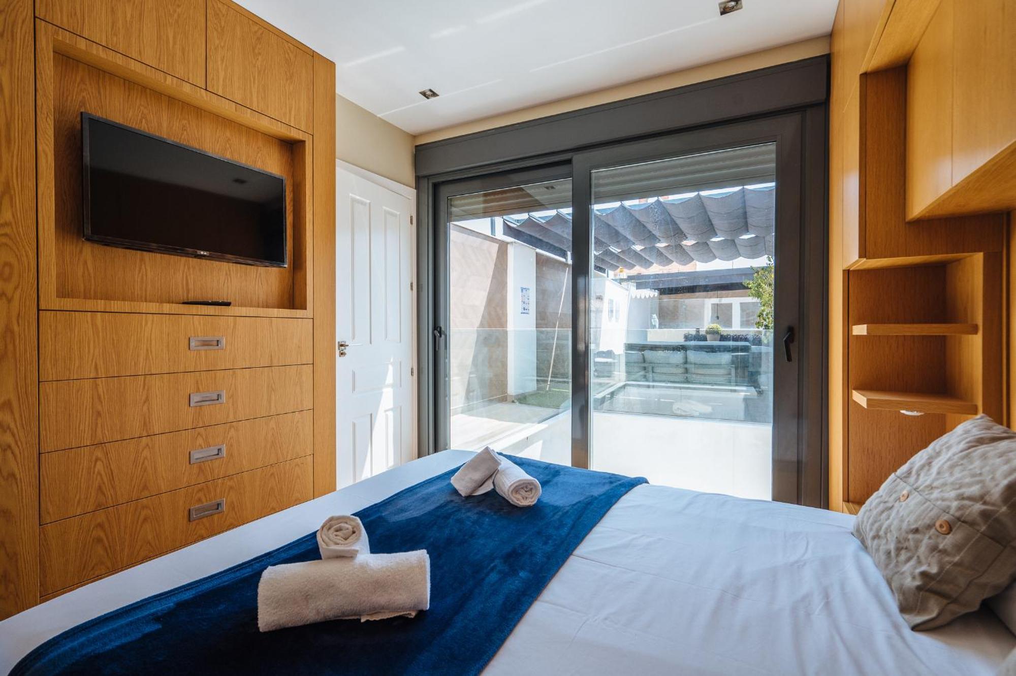 Elegant Duplex 3 Master Bedrooms And Private Sevilla Buitenkant foto