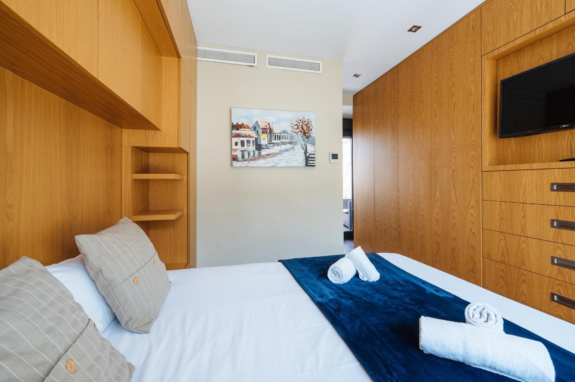 Elegant Duplex 3 Master Bedrooms And Private Sevilla Buitenkant foto
